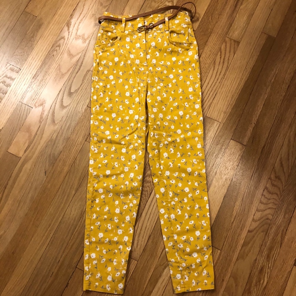 Yellow flower print skinny jeans